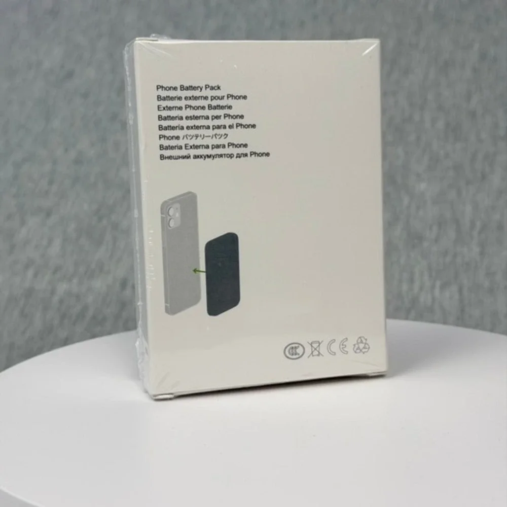 Magnetic Battery Pack 10000mAh Portable Wireless Power Bank for iPhone White NEW